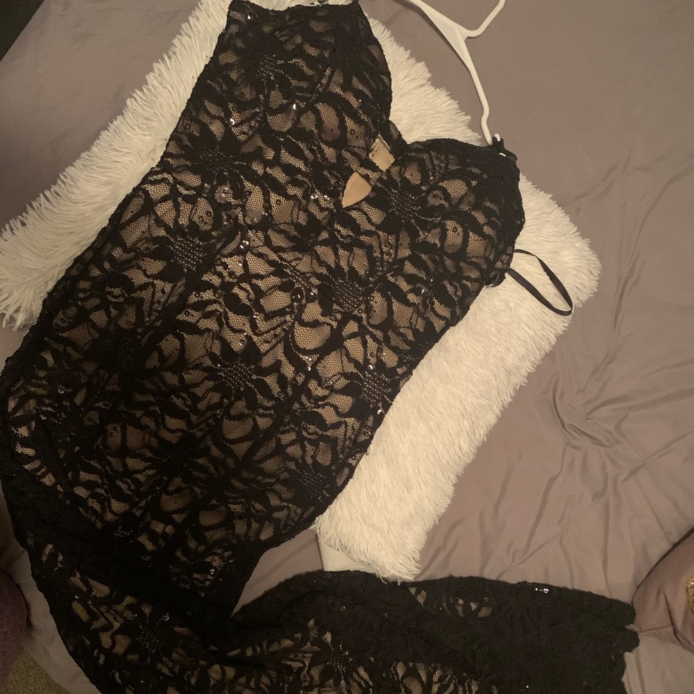Windsor Long Formal Dress